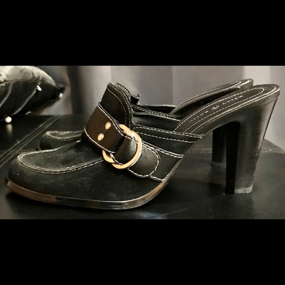 Women’s Shoes - Picture 2 of 4